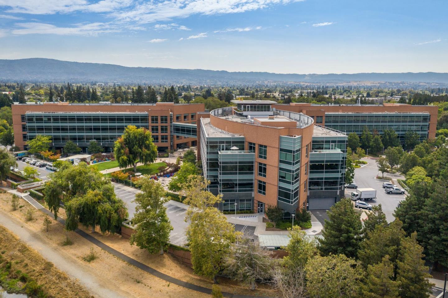 135 Frederick Court Mountain View, CA 94043 - Photo 61 of 63