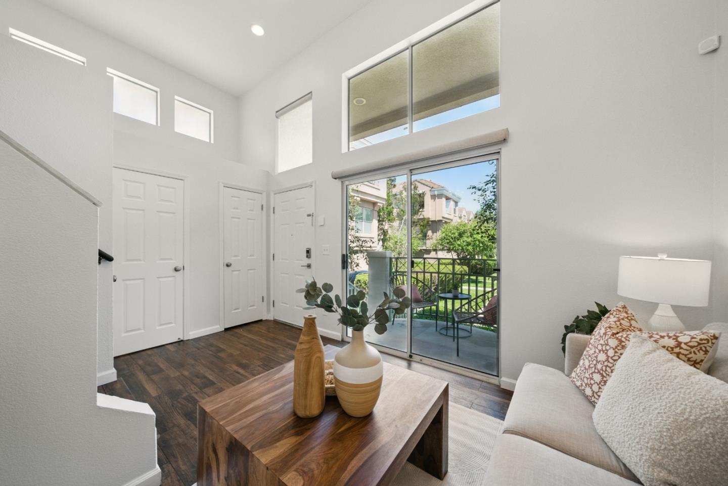 135 Frederick Court Mountain View, CA 94043 - Photo 7 of 63