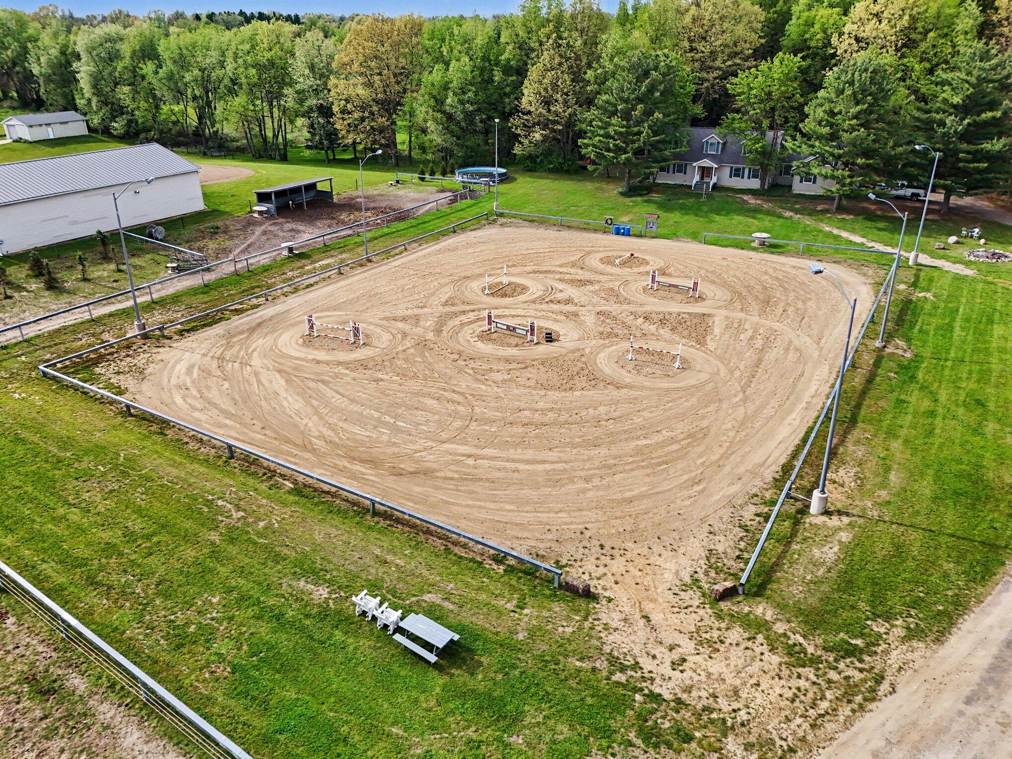 11475 Gorsline Road Battle Creek, MI 49014 - Photo 56 of 72 041_file_3608