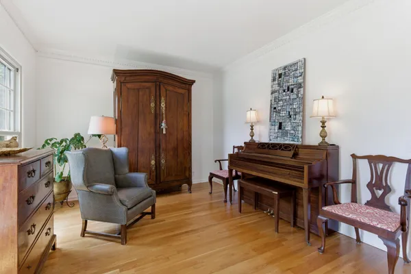 $925,000 | 913 Whiteheath Court, Nashville, TN 37221