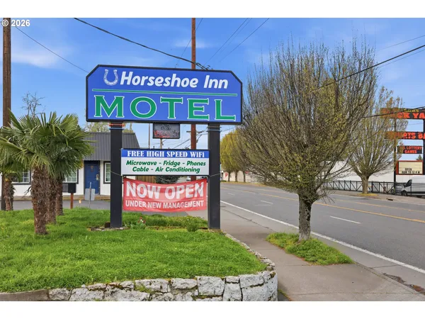 $2,800,000 | 11324 Northeast Sandy Boulevard, Portland, OR 97220