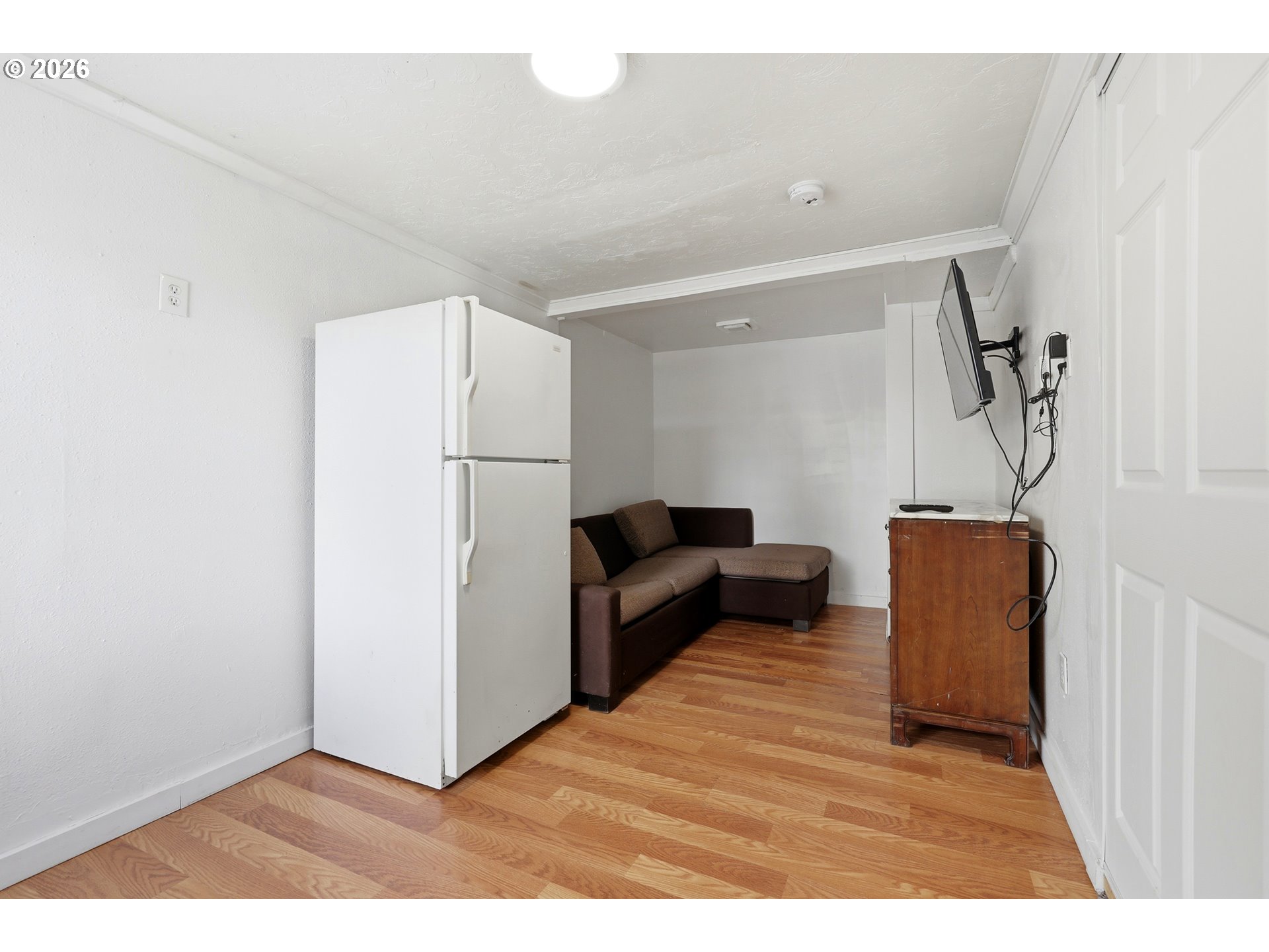 11324 Northeast Sandy Boulevard Portland, OR 97220 - Photo 24 of 37