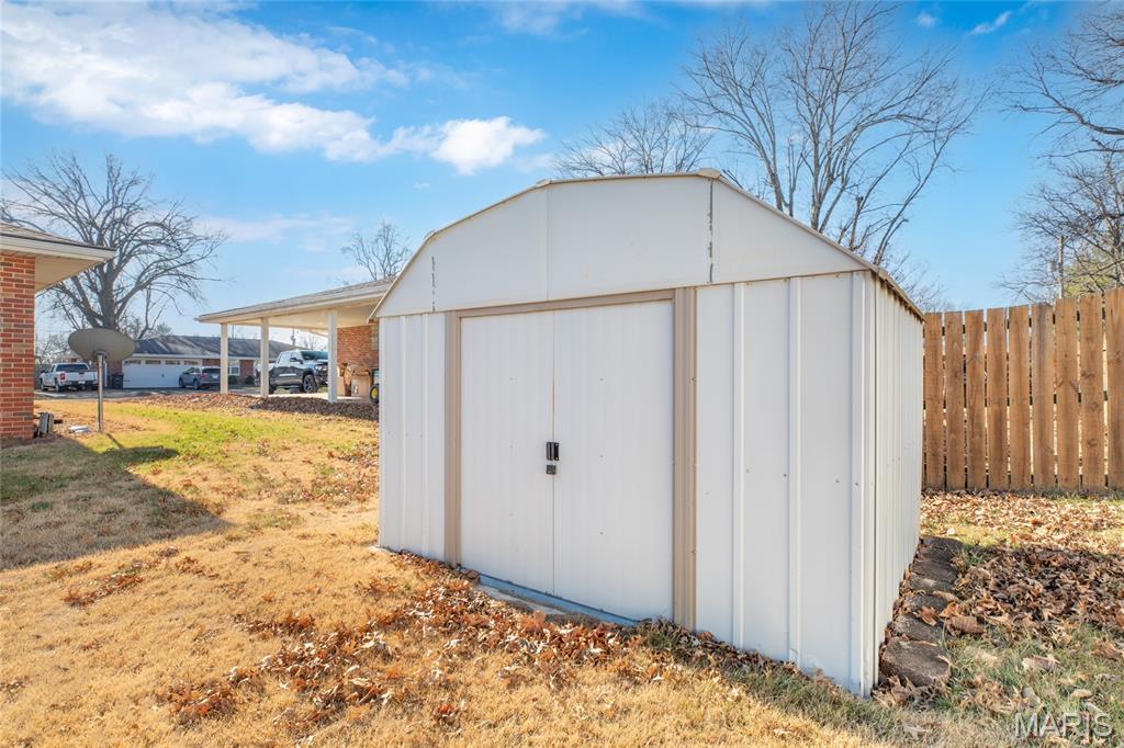 107 South Park Street Brighton, IL 62012 - Photo 14 of 52