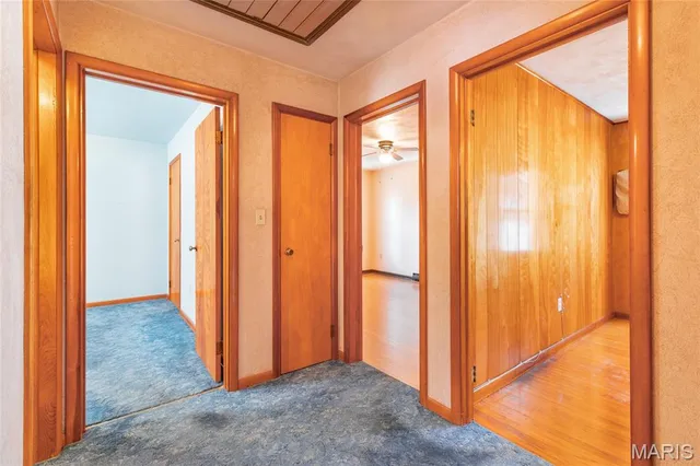 $215,000 | 107 South Park Street, Brighton, IL 62012