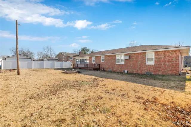 $215,000 | 107 South Park Street, Brighton, IL 62012