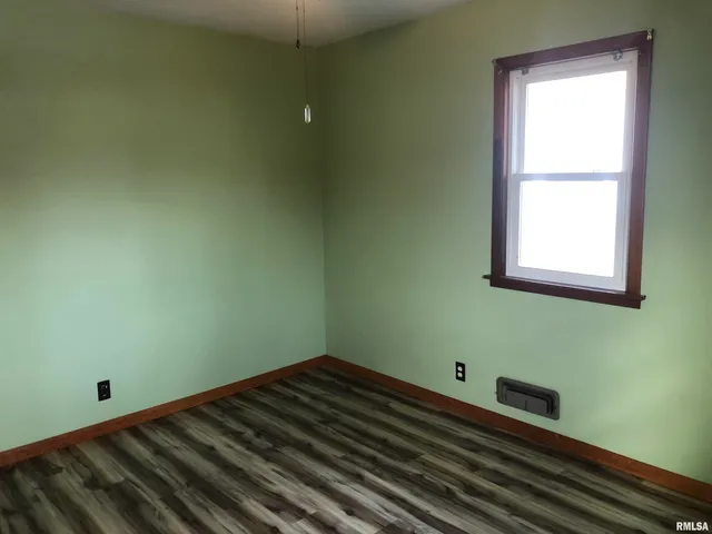 $119,900 | 2050 North 6th Street, Springfield, IL 62702