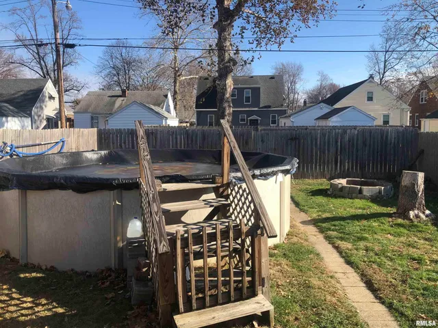 $119,900 | 2050 North 6th Street, Springfield, IL 62702