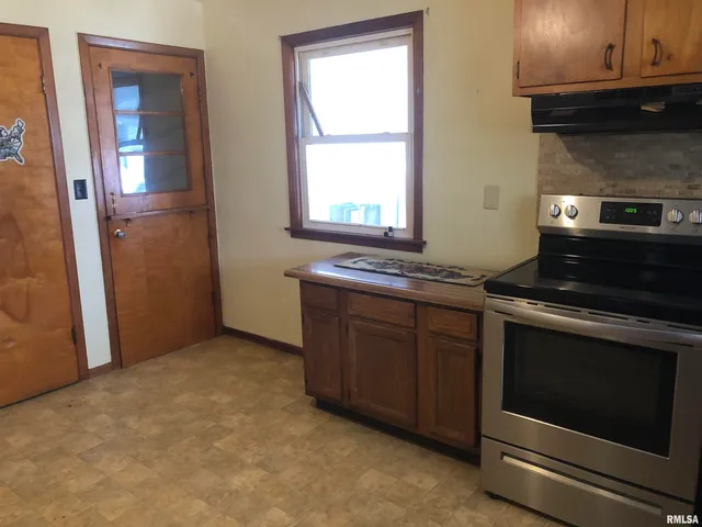 $119,900 | 2050 North 6th Street, Springfield, IL 62702