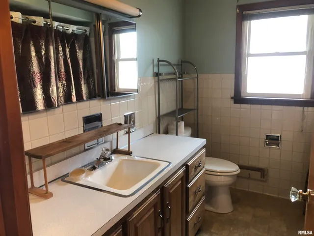 $119,900 | 2050 North 6th Street, Springfield, IL 62702