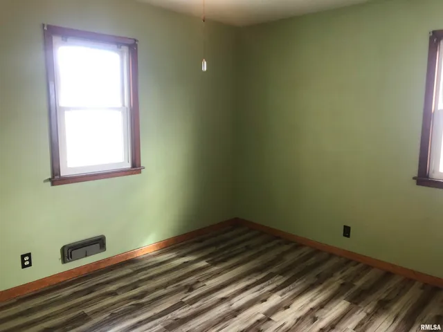 $119,900 | 2050 North 6th Street, Springfield, IL 62702