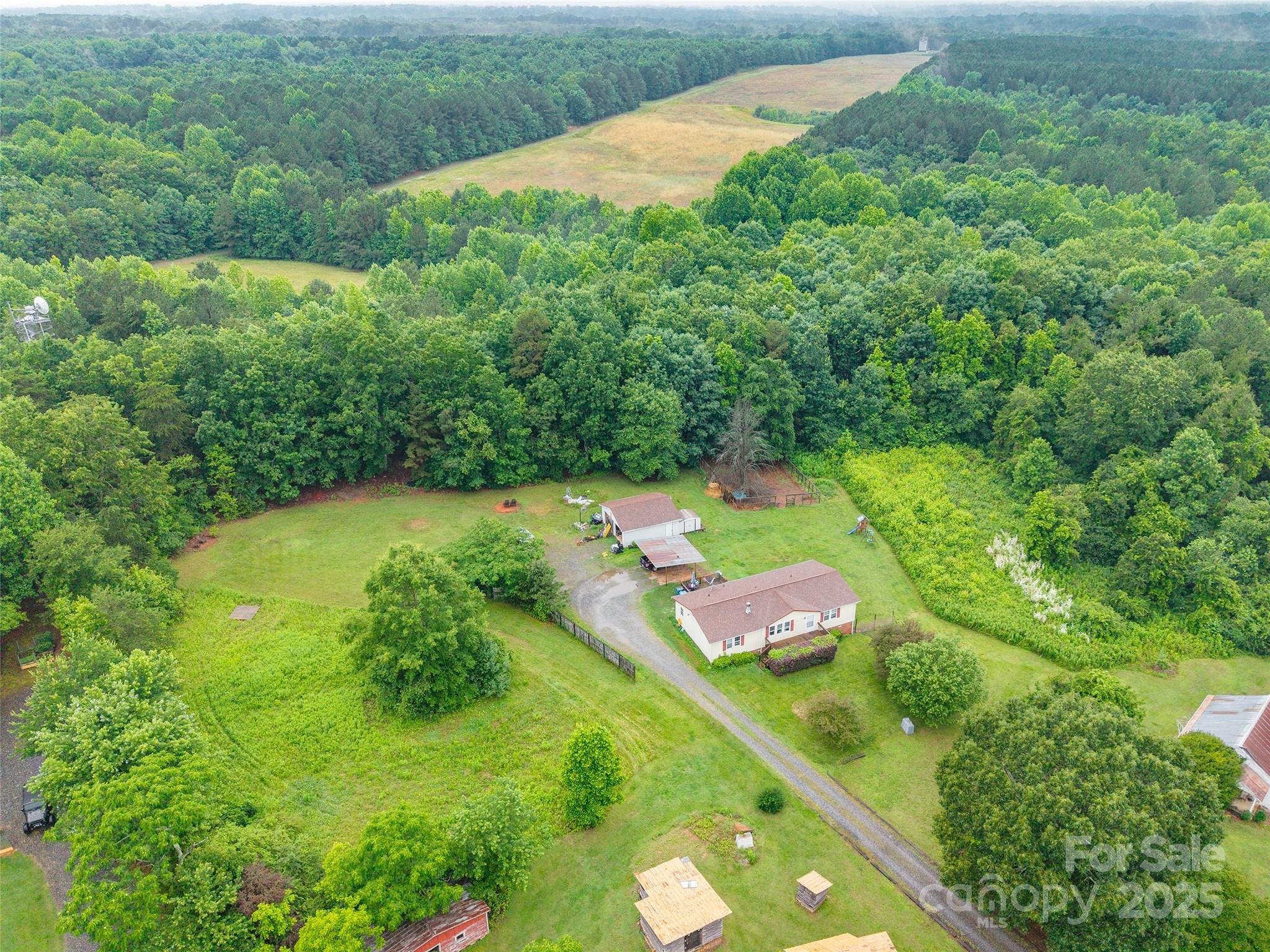4373 Wentz Road Maiden, NC 28650 - Photo 2 of 34 Gallery Image 2