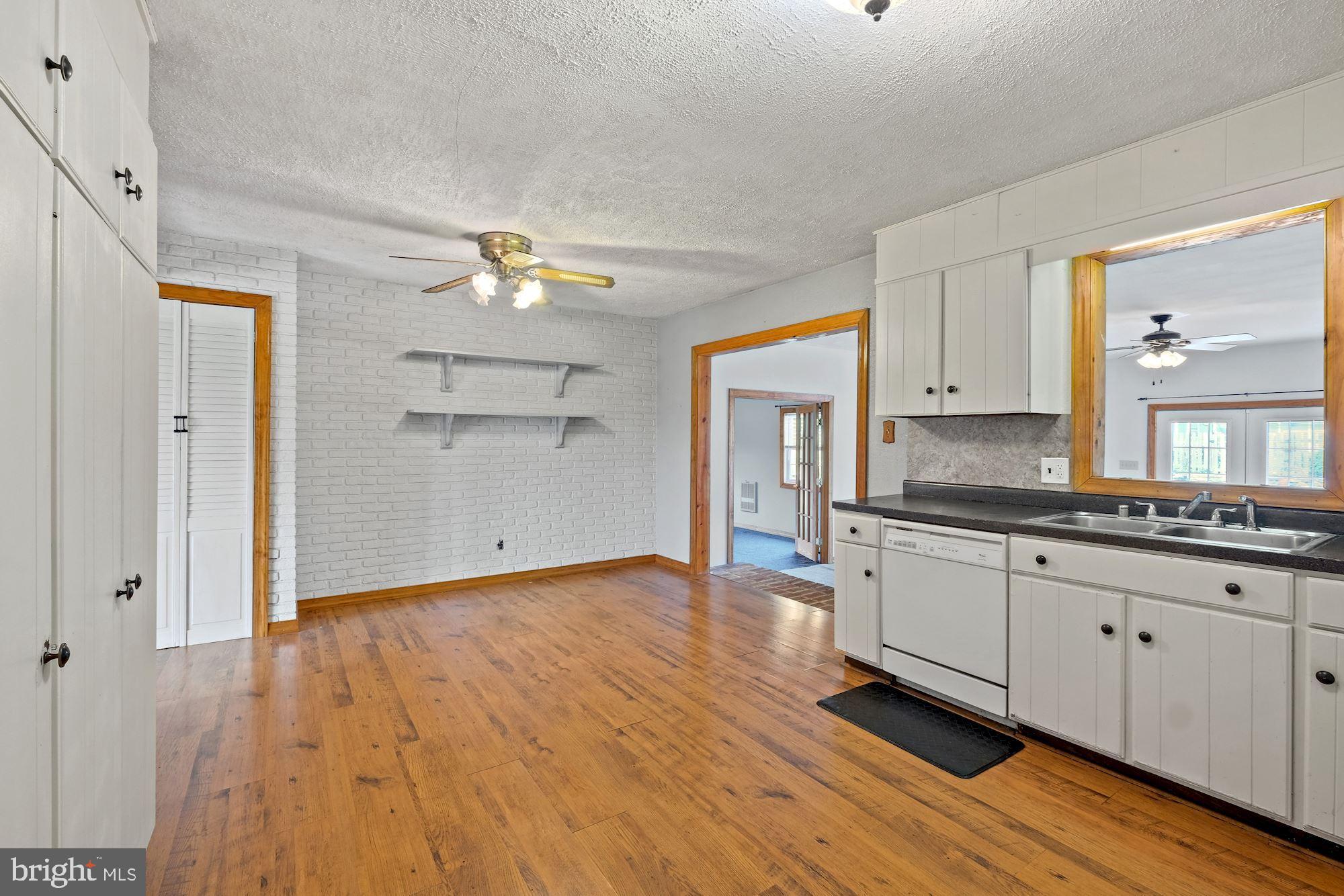 356 Barnhart Road Westminster, MD 21158 - Photo 16 of 33
