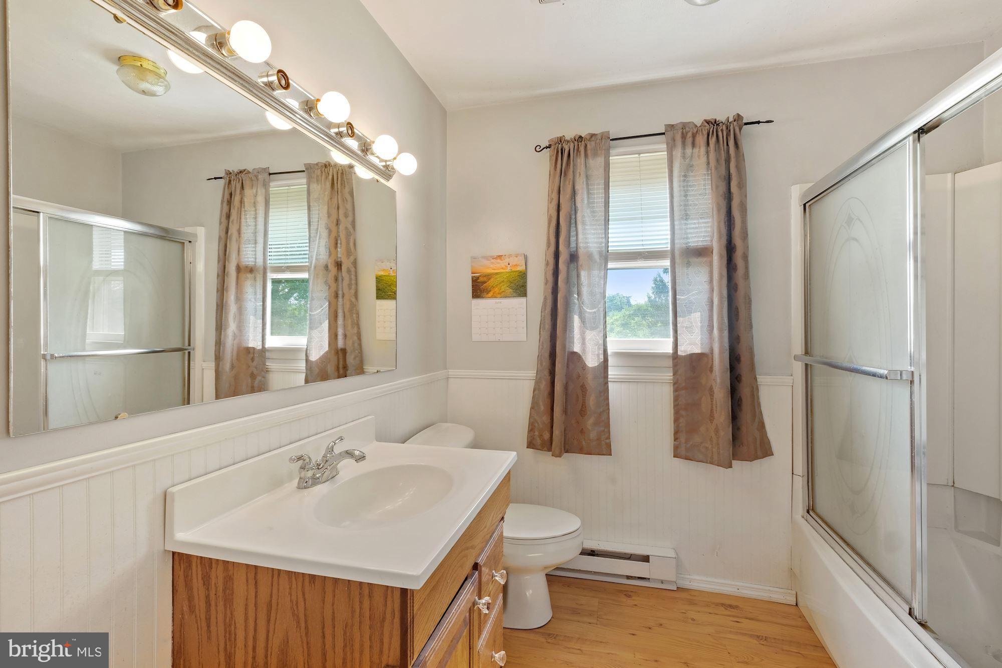 356 Barnhart Road Westminster, MD 21158 - Photo 21 of 33 Full bathroom