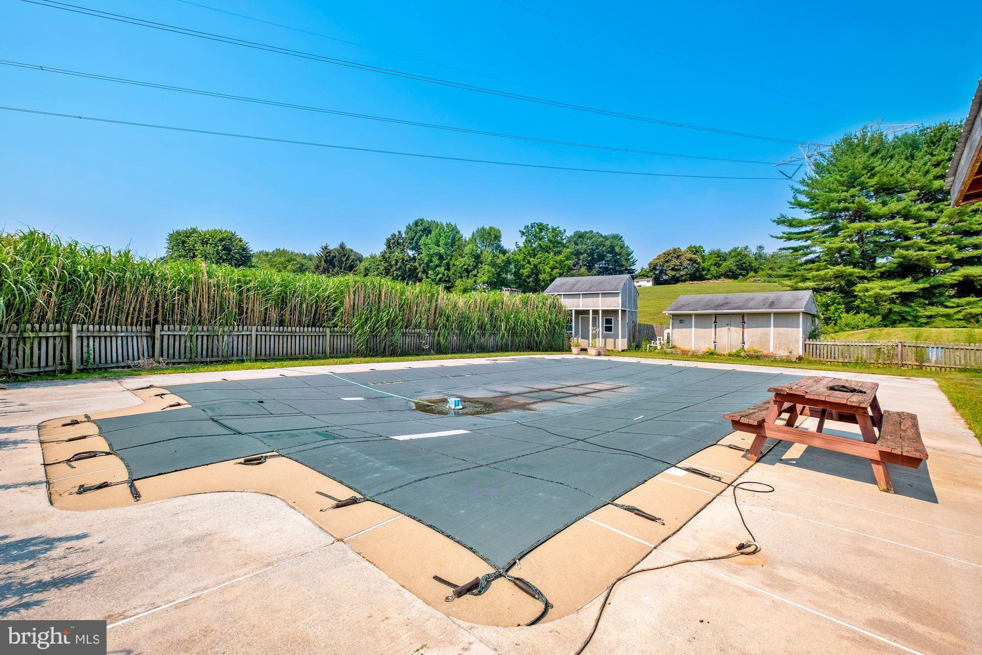 356 Barnhart Road Westminster, MD 21158 - Photo 31 of 33 In ground pool