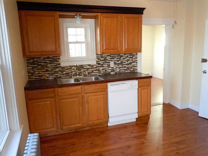 232 Milton Road Warwick, RI 02888 - Photo 7 of 10 Kitchen. 1st floor