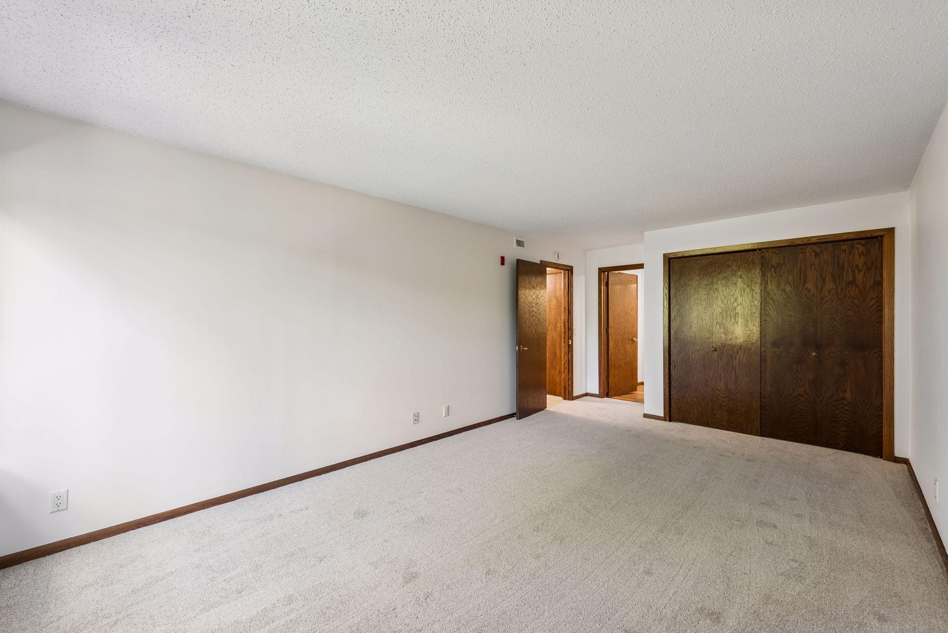 5601 Dewey Hill Road, Unit 210 Edina, MN 55439 - Photo 41 of 70 Gallery Image 41