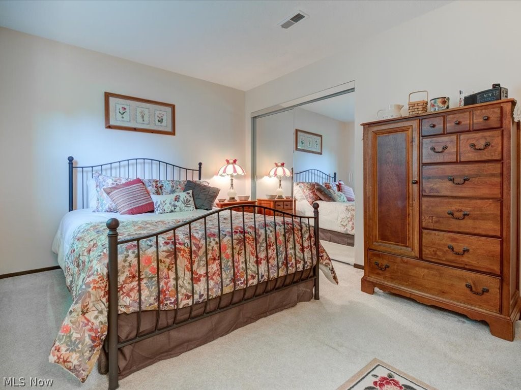 34068 Bainbridge Road North Ridgeville, OH 44039 - Photo 13 of 28