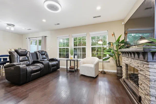 $308,900 | 5150 Trump Street, Unit 1401, North Charleston, SC 29420