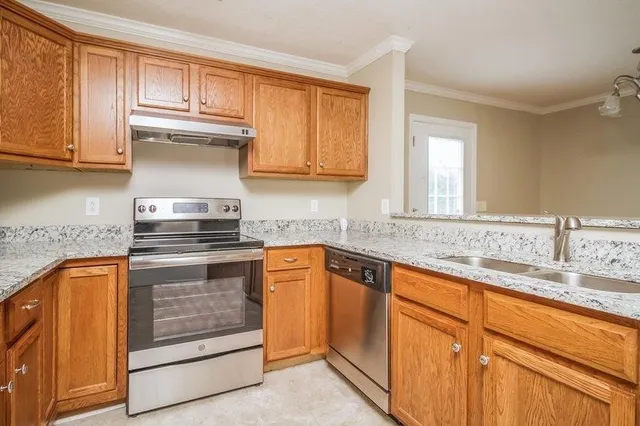 $2,005 | 2810 Waywood Drive, Murfreesboro, TN 37128