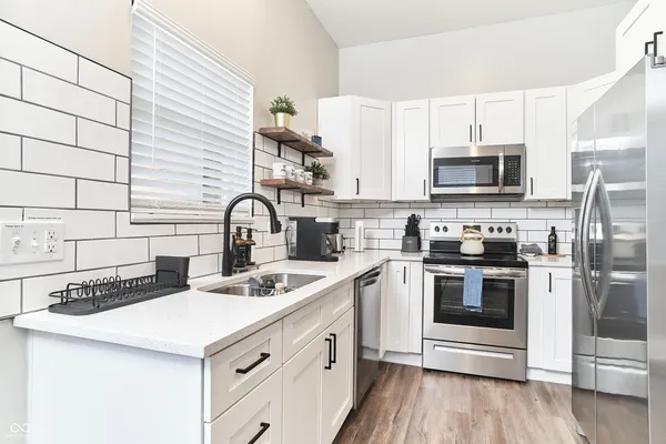 $2,000 | 1435 South Alabama Street, Indianapolis, IN 46225