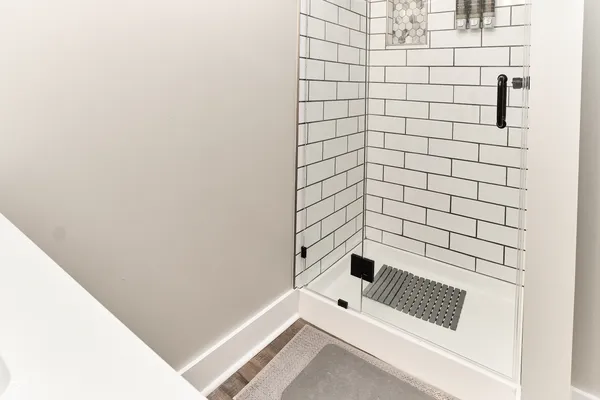 $2,000 | 1435 South Alabama Street, Indianapolis, IN 46225