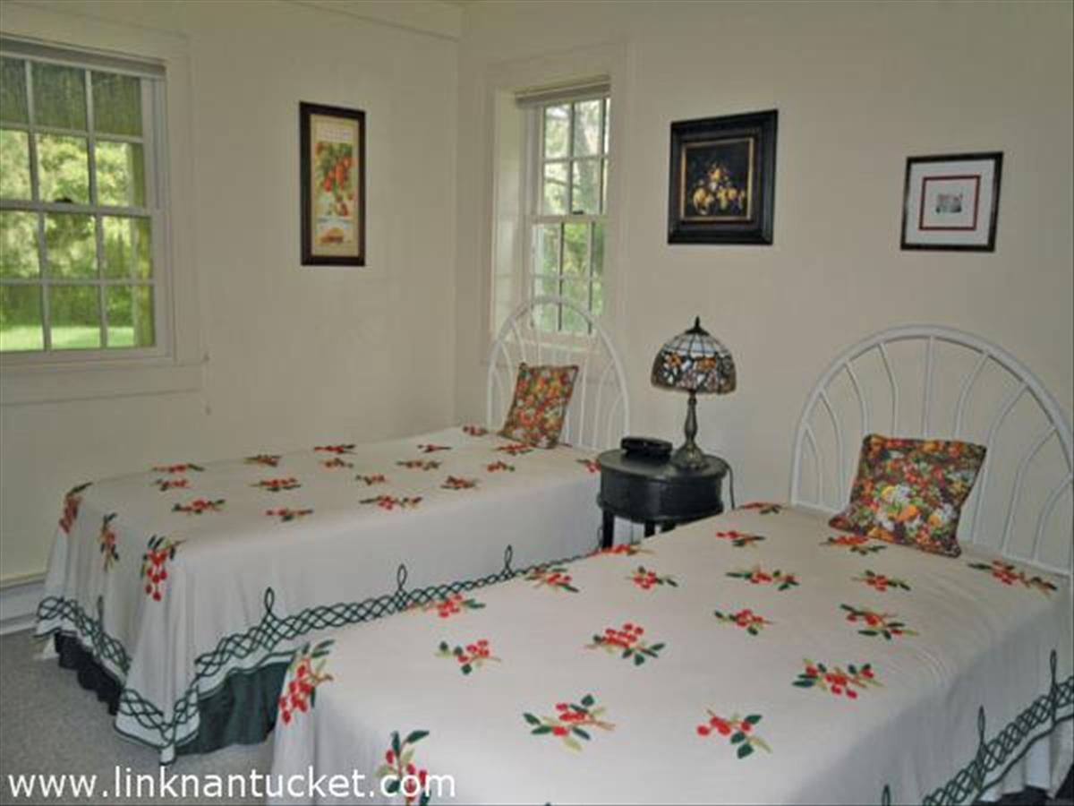 15 Starbuck Road Nantucket, MA 02554 - Photo 12 of 15 Gallery Image 12