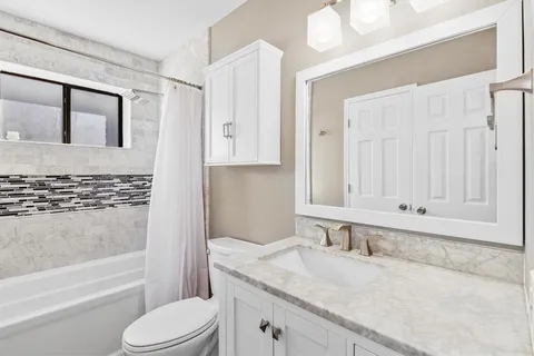 $350,000 | 828 Arbor Downs Drive, Plano, TX 75023