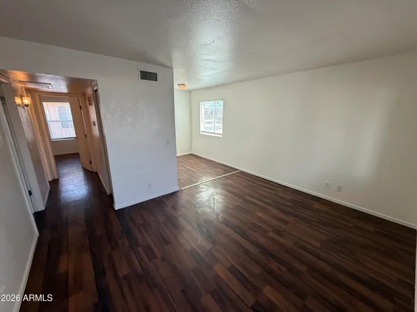 $895 | 6617 West Ocotillo Road, Unit 202, Glendale, AZ 85301