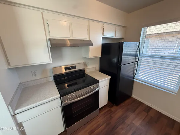 $895 | 6617 West Ocotillo Road, Unit 202, Glendale, AZ 85301