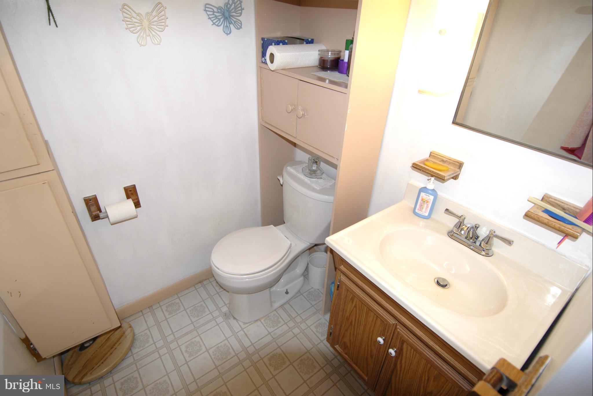 9537 Hansonville Road Frederick, MD 21702 - Photo 9 of 19 Bath