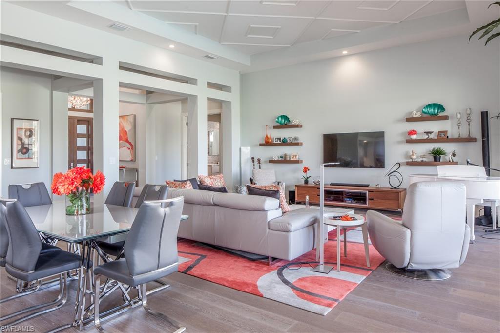2774 Crayton Road Naples, FL 34103 - Photo 8 of 25 Gallery Image 8