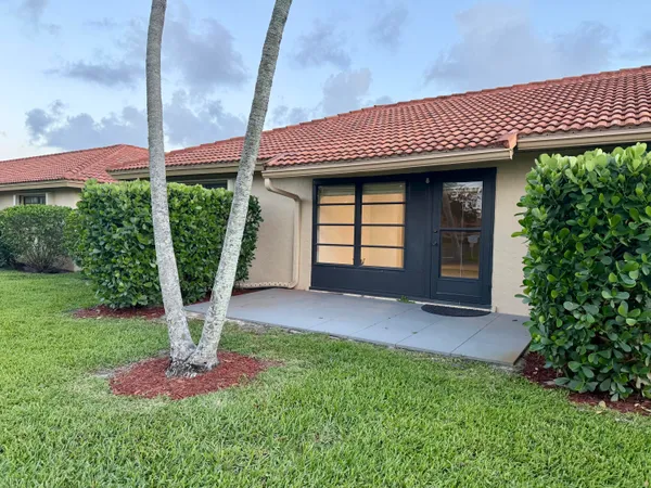 $263,000 | 9830 Bischofia Tree Way, Unit B, Boynton Beach, FL 33436