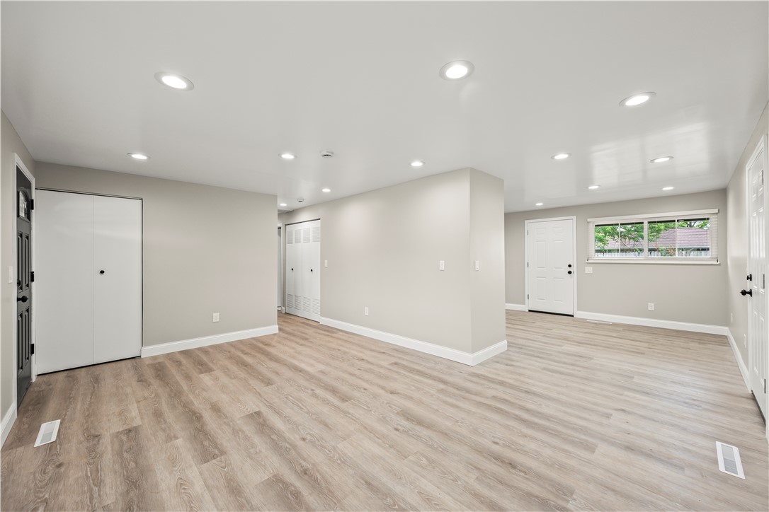 4809 Powell Road Huber Heights, OH 45424 - Photo 8 of 26 Gallery Image 8