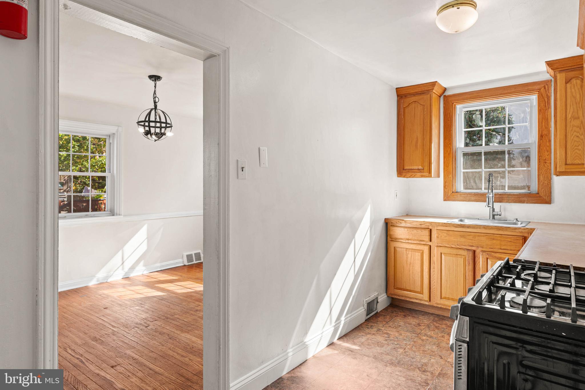 703 Humphreys Road Ardmore, PA 19003 - Photo 10 of 26