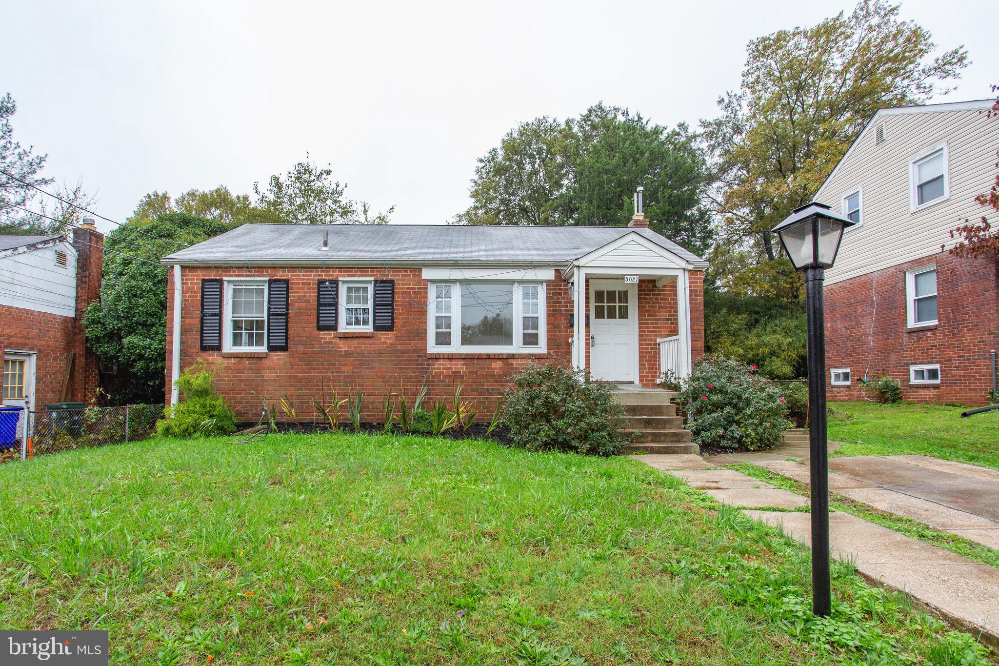 5027 Laguna Road College Park, MD 20740 - Photo 1 of 20 Front
