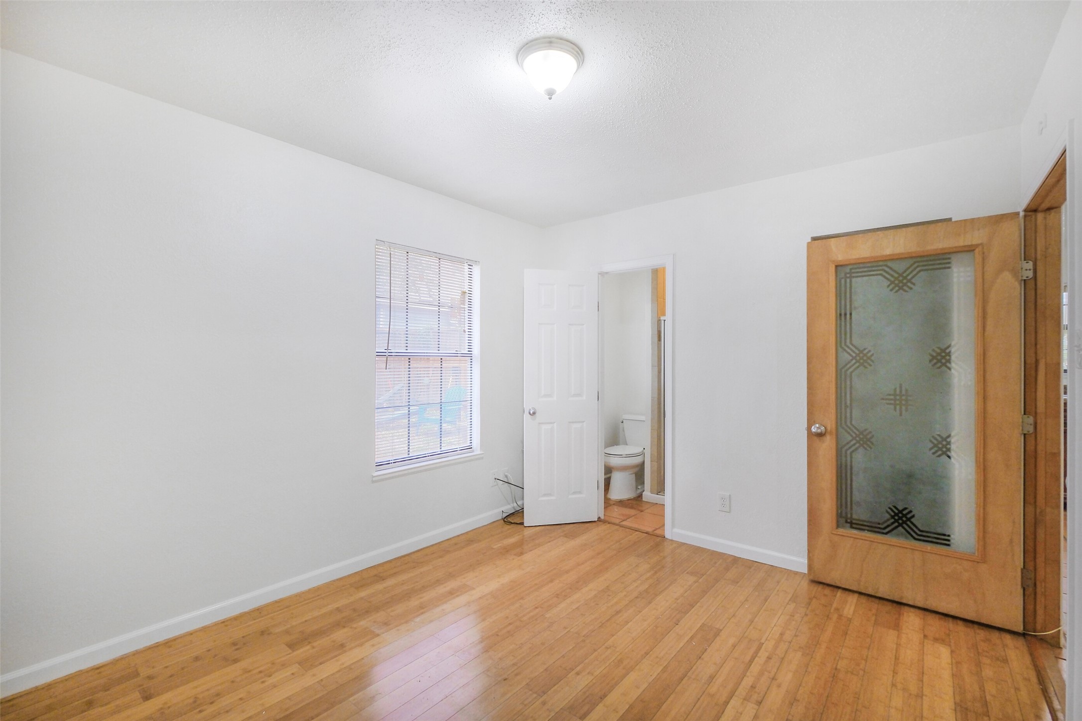 402 Bomar Street Houston, TX 77006 - Photo 9 of 14