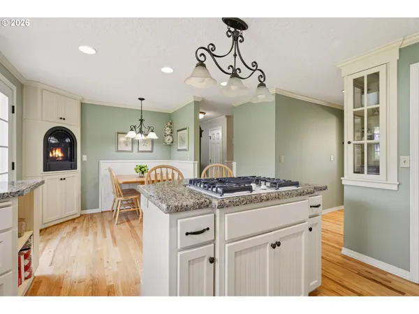 $625,000 | 12323 Southeast Ashley Street, Clackamas, OR 97015
