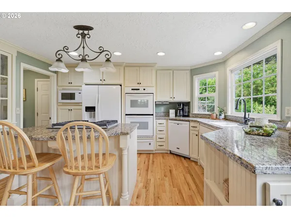 $625,000 | 12323 Southeast Ashley Street, Clackamas, OR 97015