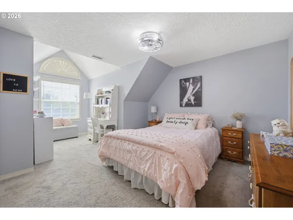 $625,000 | 12323 Southeast Ashley Street, Clackamas, OR 97015