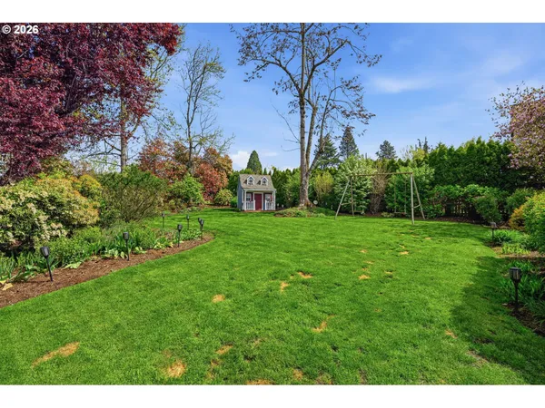 $625,000 | 12323 Southeast Ashley Street, Clackamas, OR 97015