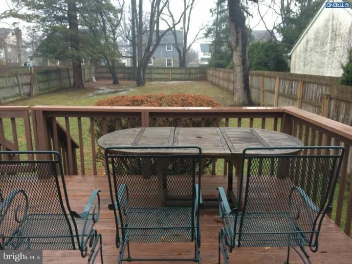 429 Prospect Road Springfield, PA 19064 - Photo 17 of 19 Deck