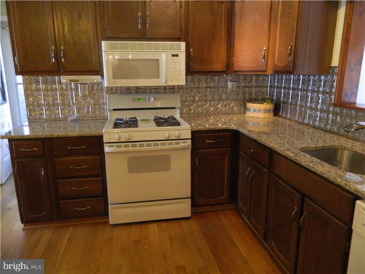 429 Prospect Road Springfield, PA 19064 - Photo 7 of 19 Kitchen