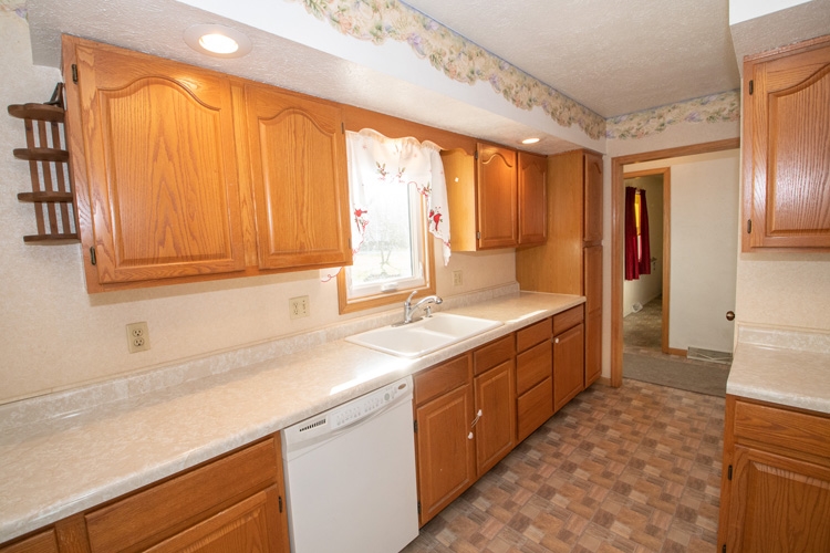 11542 Anderson Road Granger, IN 46530 - Photo 14 of 29 Gallery Image 14