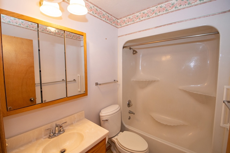 11542 Anderson Road Granger, IN 46530 - Photo 22 of 29 Gallery Image 22