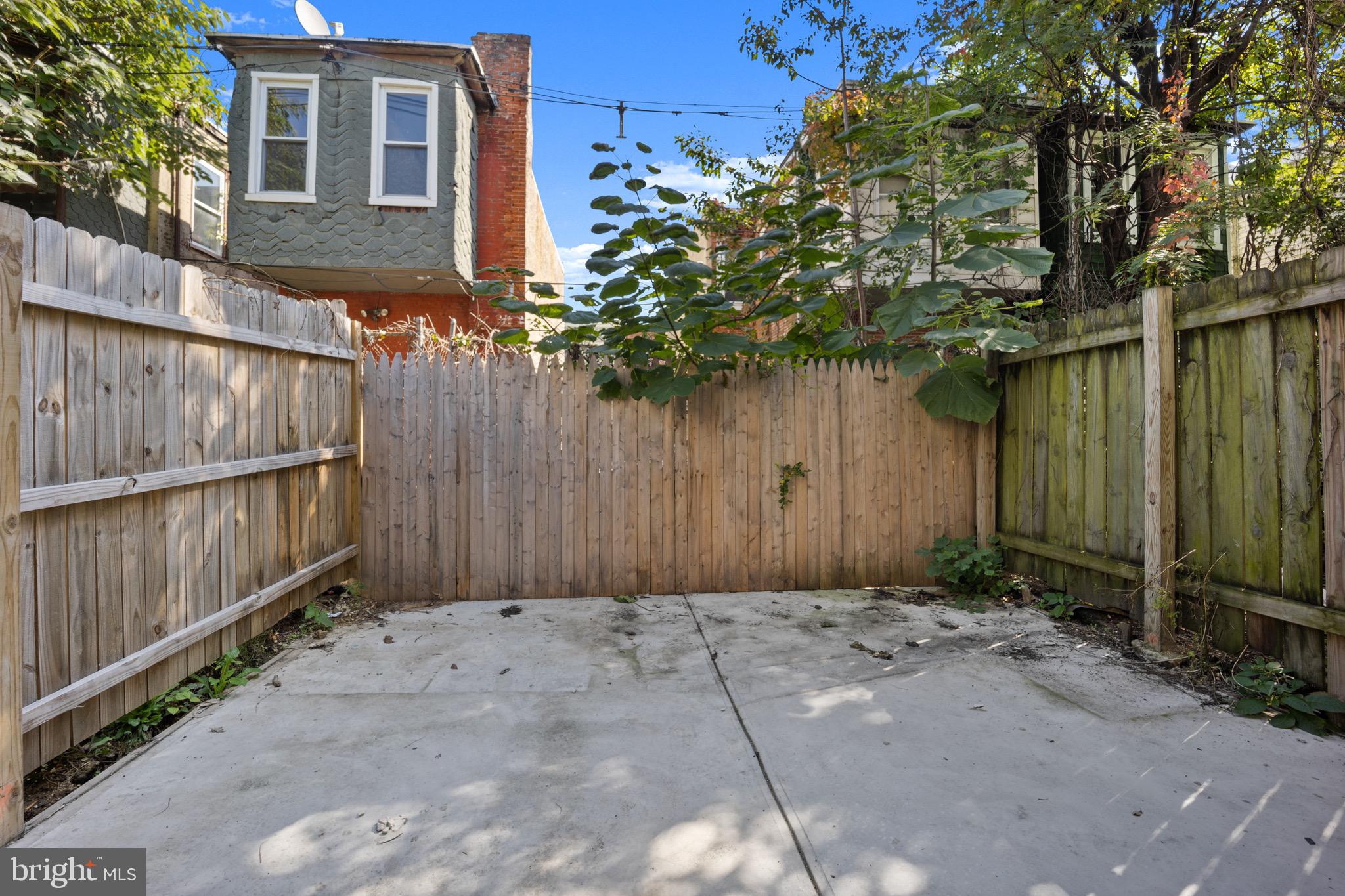 1721 North 26th Street Philadelphia, PA 19121 - Photo 25 of 34 Backyard