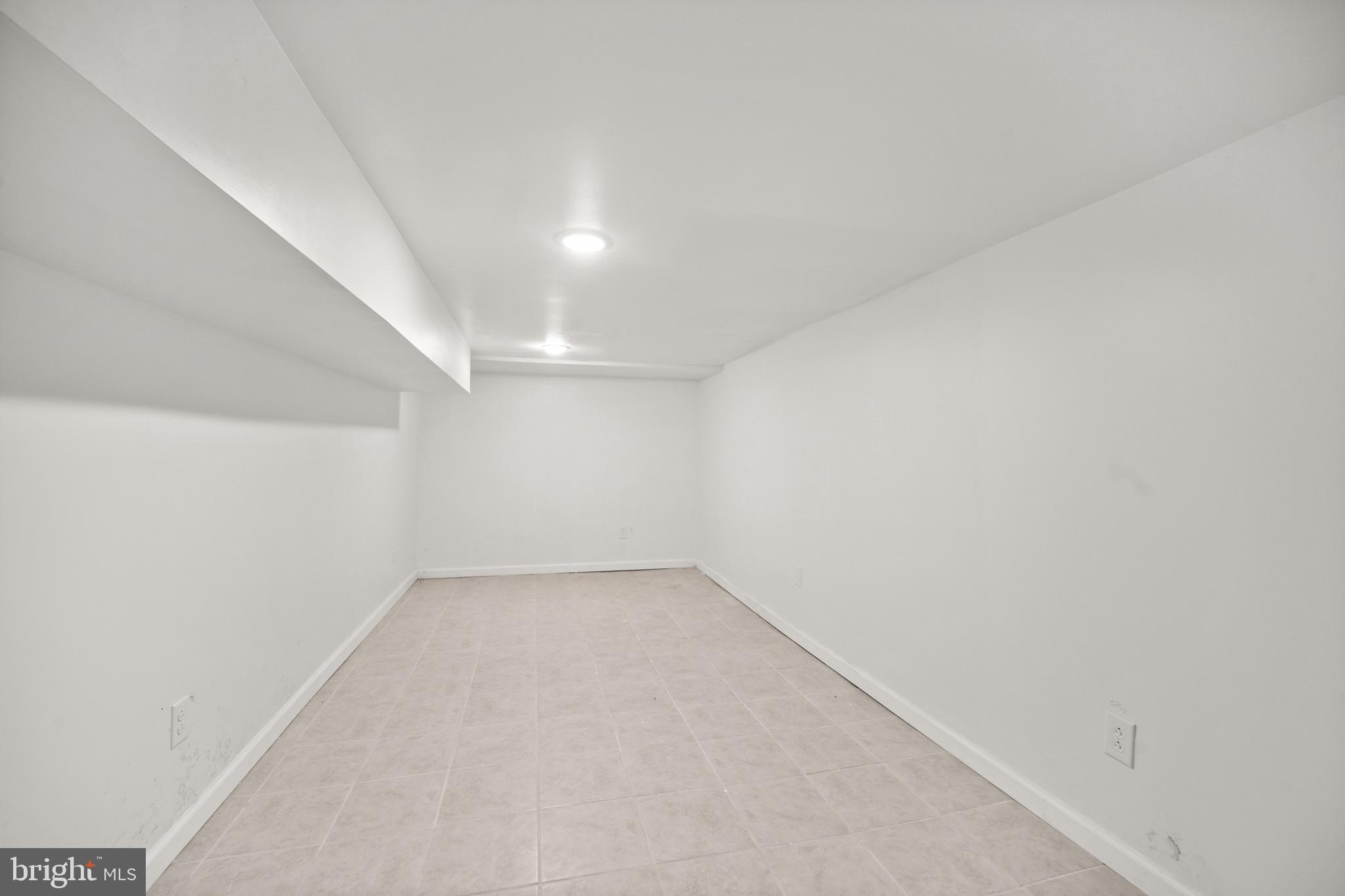1721 North 26th Street Philadelphia, PA 19121 - Photo 32 of 34