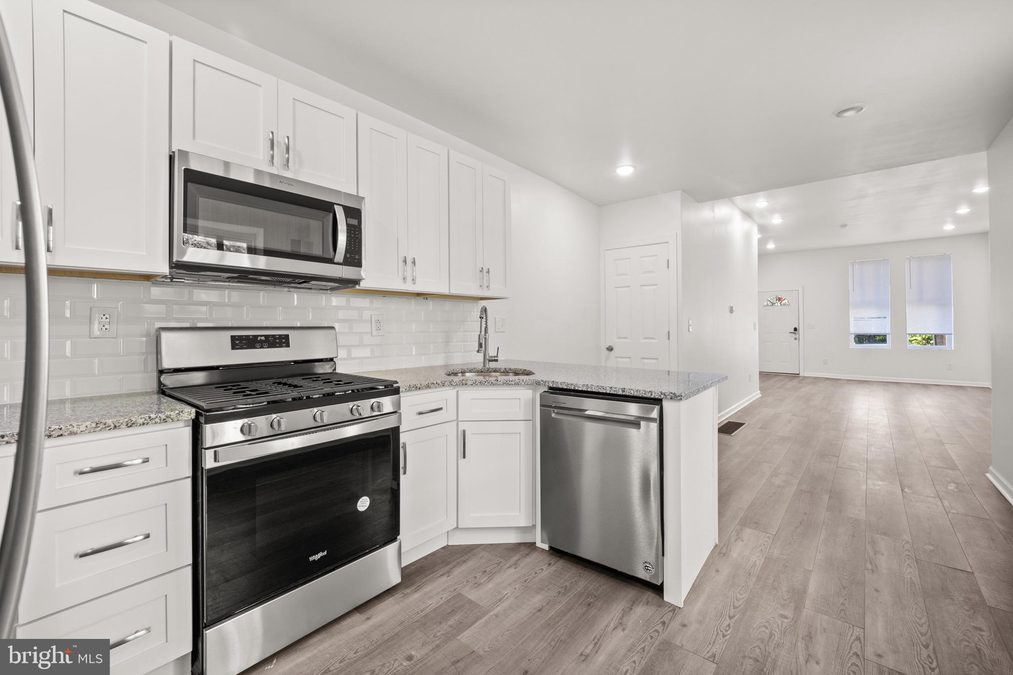 1721 North 26th Street Philadelphia, PA 19121 - Photo 6 of 34