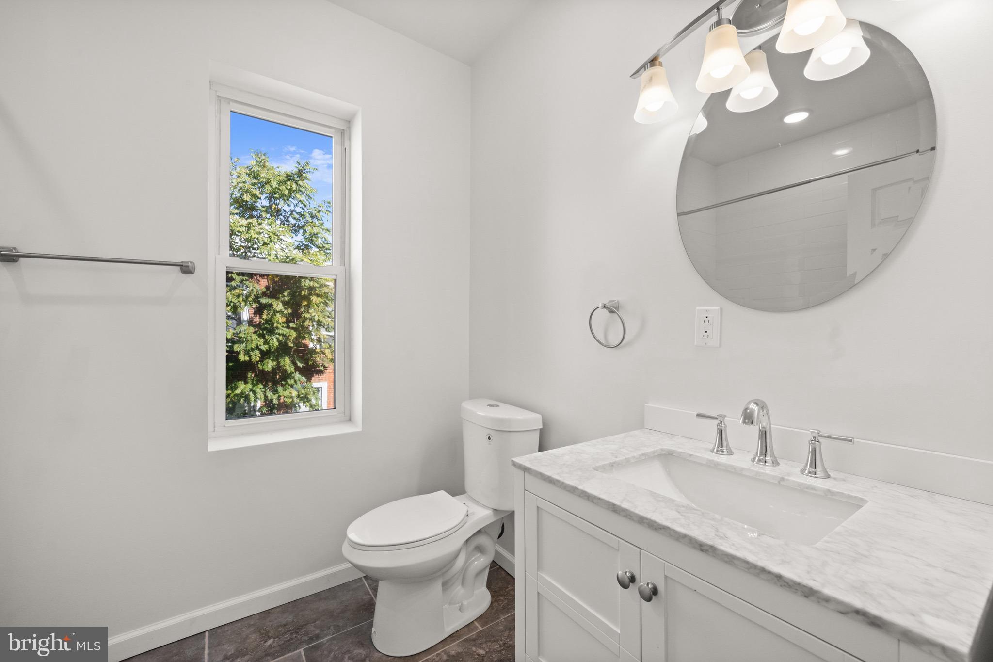 1721 North 26th Street Philadelphia, PA 19121 - Photo 10 of 34 Full Bath