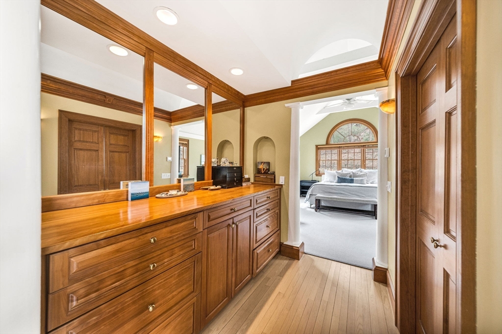 21 Cunningham Road Wellesley, MA 02481 - Photo 19 of 33