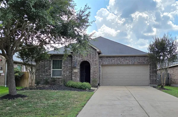 $2,200 | 8206 Summer Lake Pass Lane, Rosenberg, TX 77469